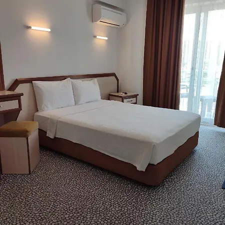 Hotell Sirin 2*