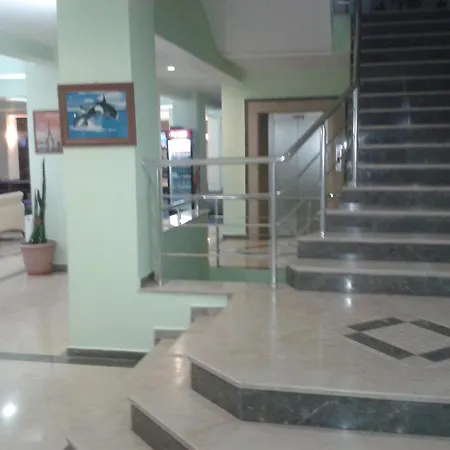 Hotell Sirin 2*