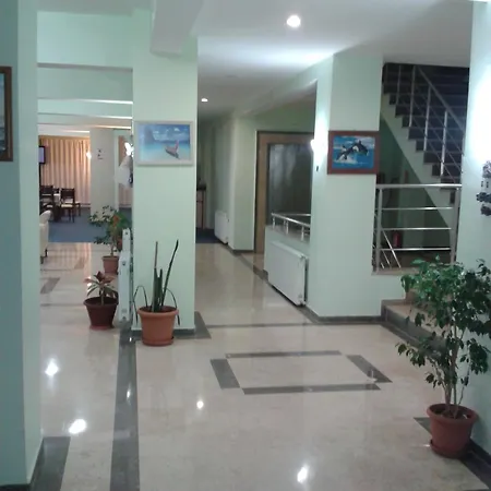 Hotell Sirin 2*