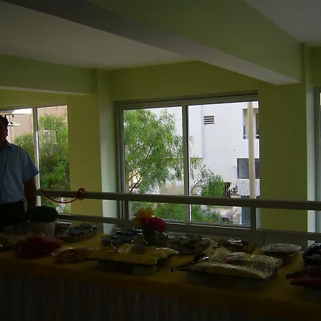 Hotell Sirin 2*