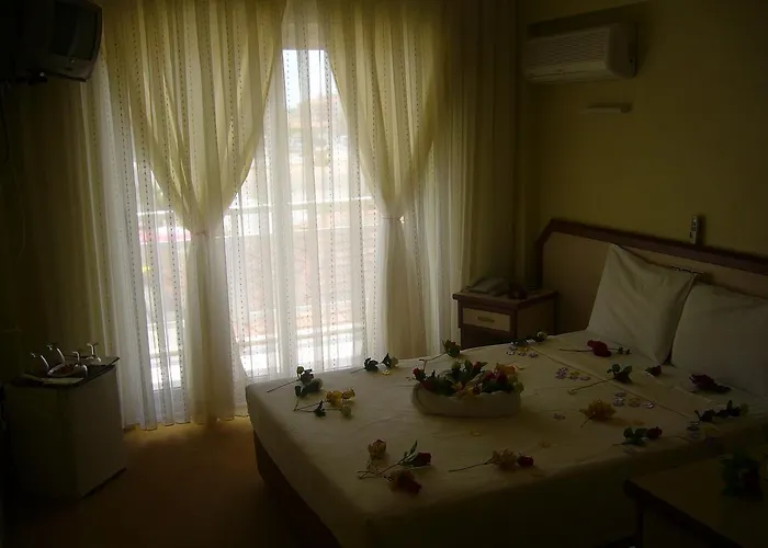 Sirin Otel Çeşme